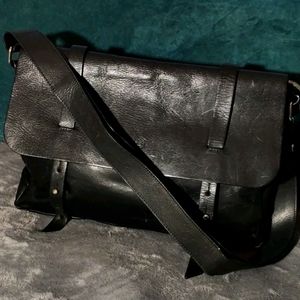 In Pell Uni-sex Leather Italian Messenger Bag
